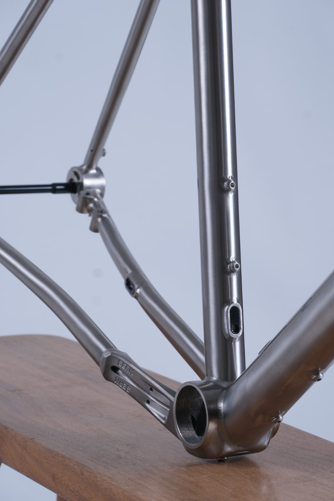 Serk A21 Titanium Frameset - The Dissident